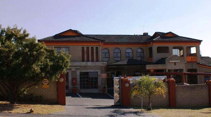 Visit Vakasha Guest Lodge 2