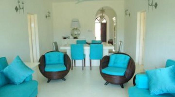 Plantation House and Cottage