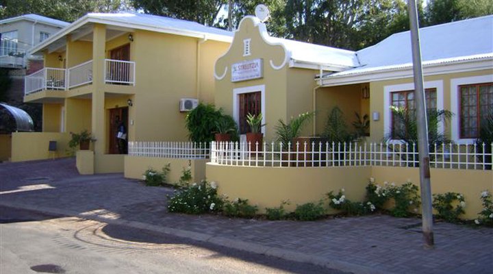 Strelitzia Guest House