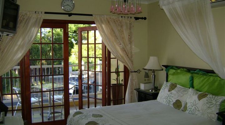 Strelitzia Guest House