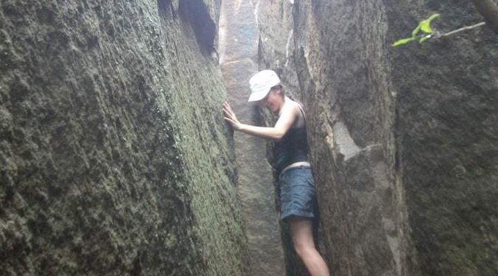 The Falls Backpackers & Adventures