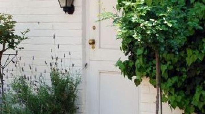 Carina's Bed and Breakfast