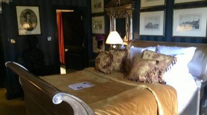 Prestonfield House .