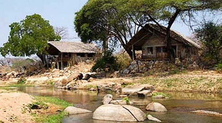 Ruaha River Lodge