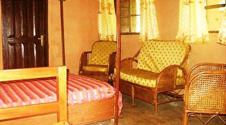 Banana Island Guest House