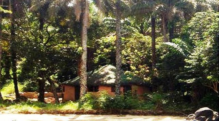 Banana Island Guest House