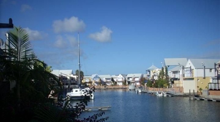 The Quays Apartments