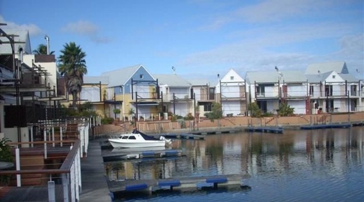 The Quays Apartments