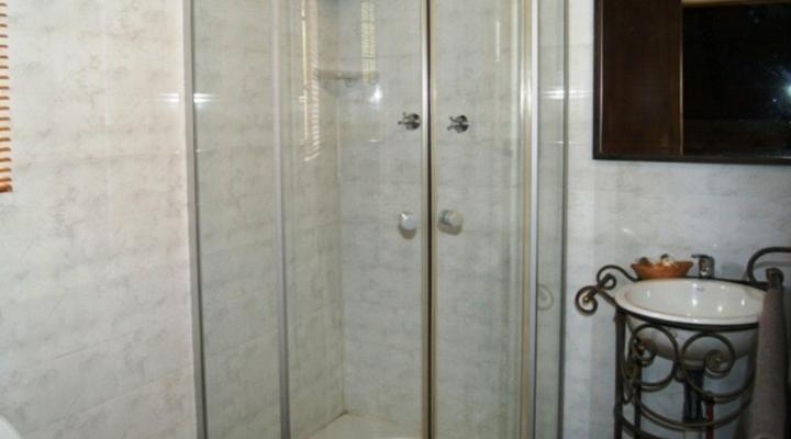 Kheis Riverside Lodge