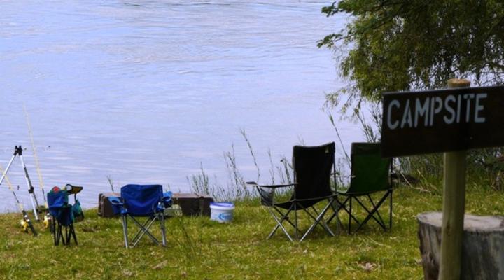 Kheis Riverside Lodge