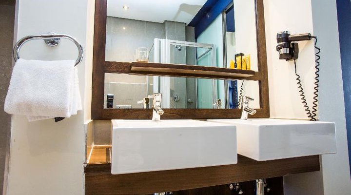 Genesis All Suite Hotel