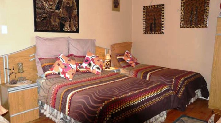 Safari Lodge - Out of Africa Guest Houses