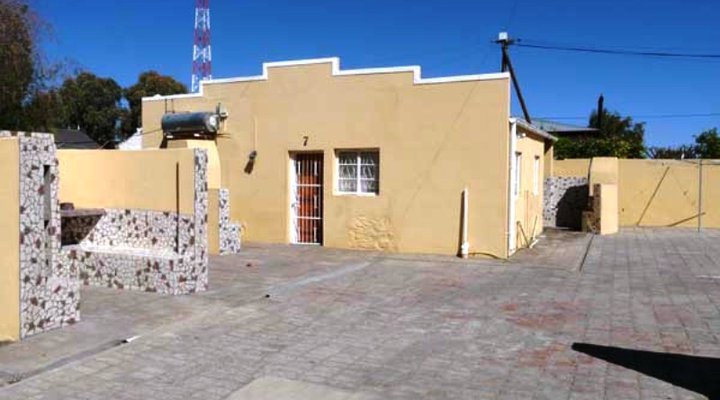 Safari Lodge - Out of Africa Guest Houses