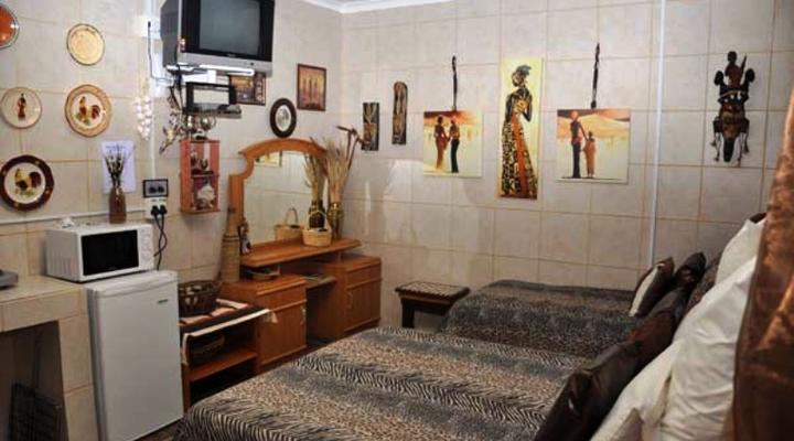 Kalahari Lodge Carnarvon