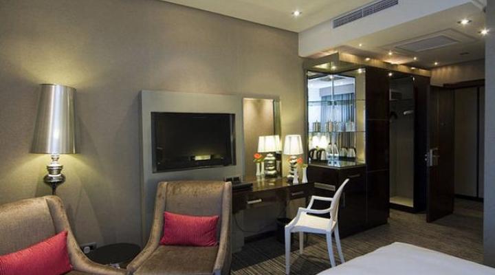 Coastlands On The Ridge