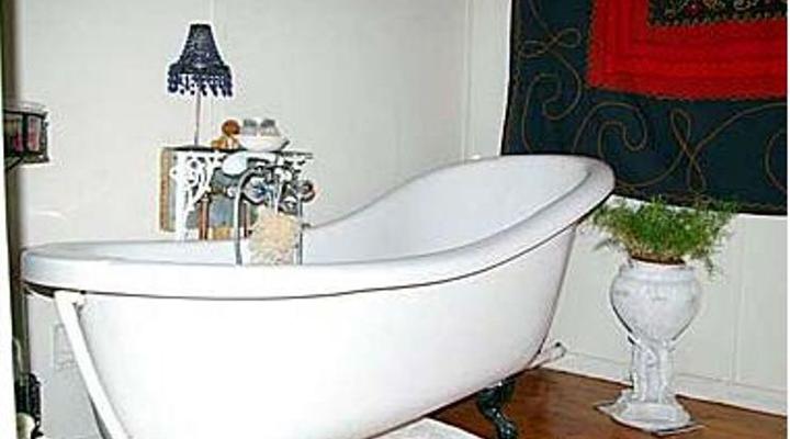 Lovell's Guest House