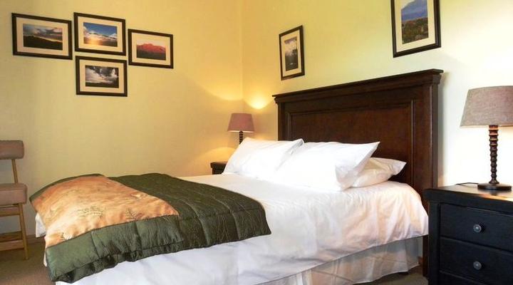 Birdsong Cottages Number Nine Poplar Drive