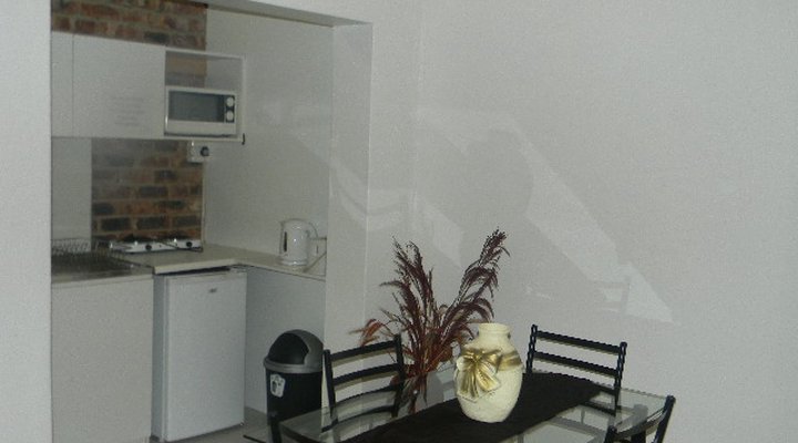 The Hexagon Guesthouse & Wildlife Conservation