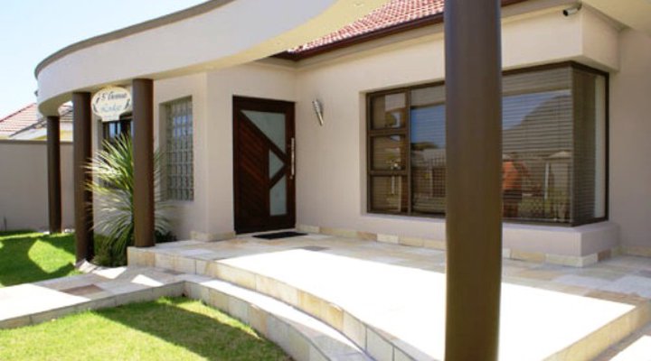 5th Avenue Lodge