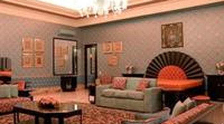 SUJÁN Rajmahal Palace