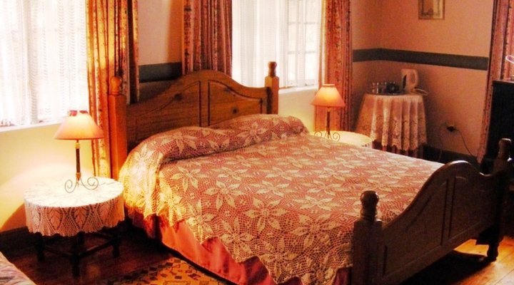 Kloofhuis Guest House