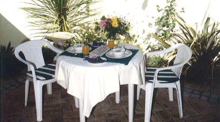 Zonkizizwe Bed and Breakfast