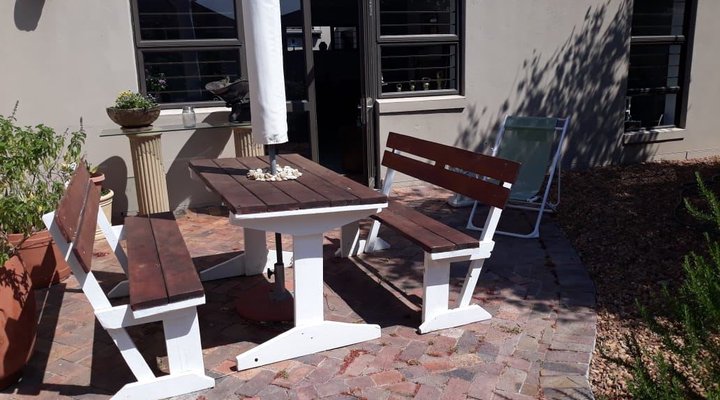 Cozy Town House in Strand