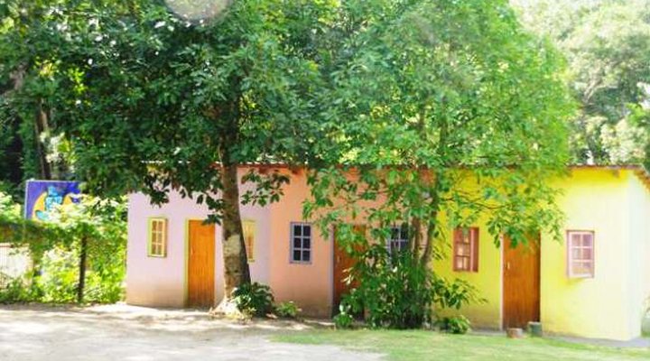Mad Hatters Lodge and Backpackers