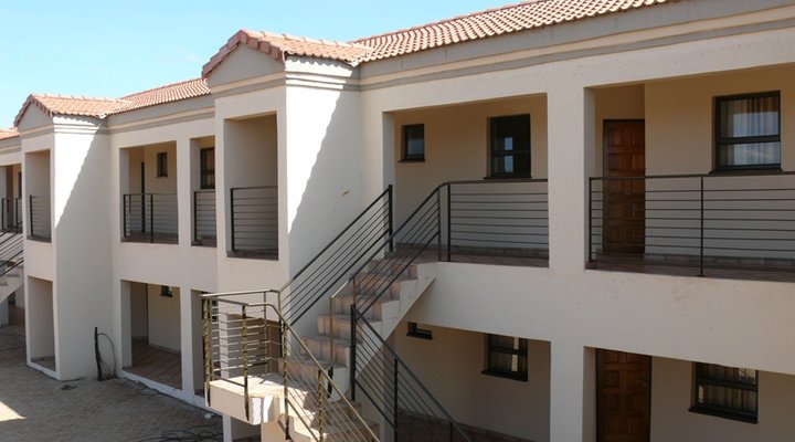 Dzuvha Village Inn
