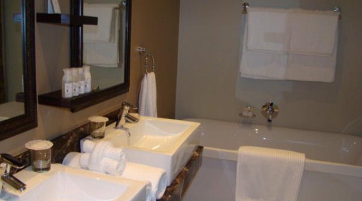 Sithume and The Rest