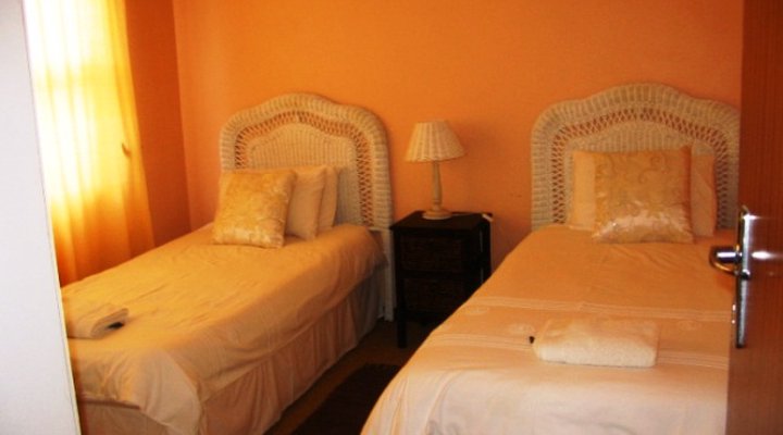 Beach House Accommodation – Sanset