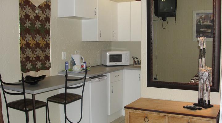 Loeries Nest Bed and Breakfast