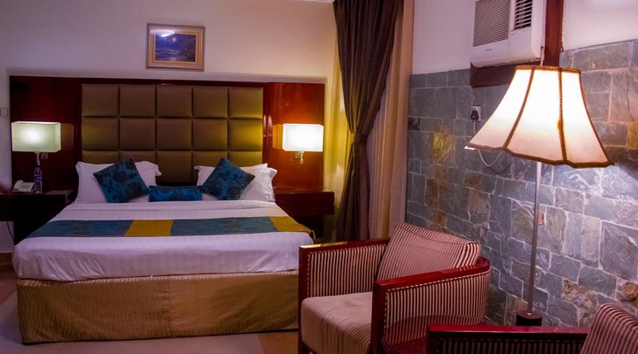 De Renaissance Hotel