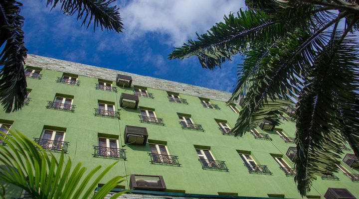 De Renaissance Hotel