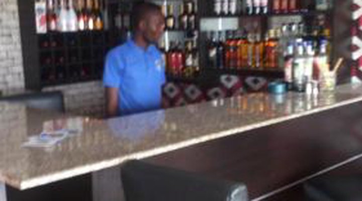 Warike Hotels And Suites