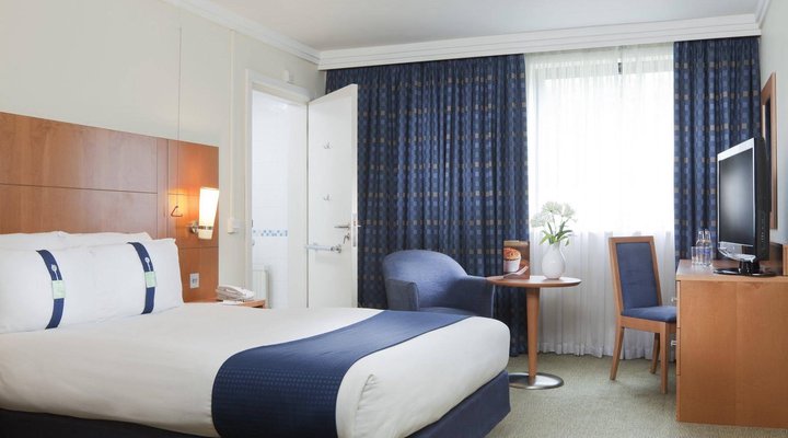 Holiday Inn London Heathrow Ariel