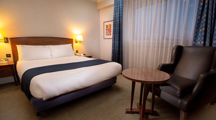 Holiday Inn London Heathrow Ariel