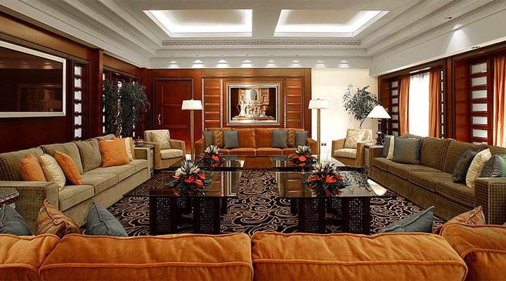 Shangri La Al Husn Resort & Spa