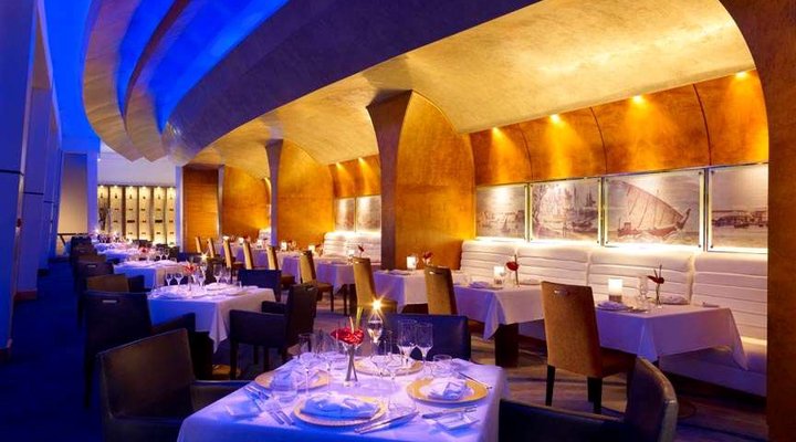 Shangri La Al Husn Resort & Spa
