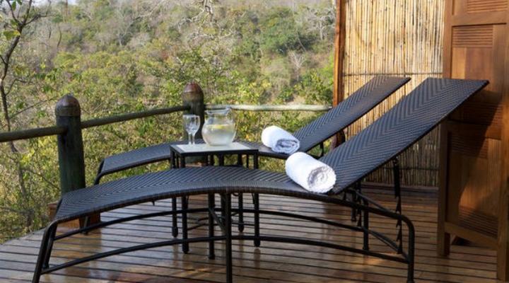 Serena Mivumo River Lodge