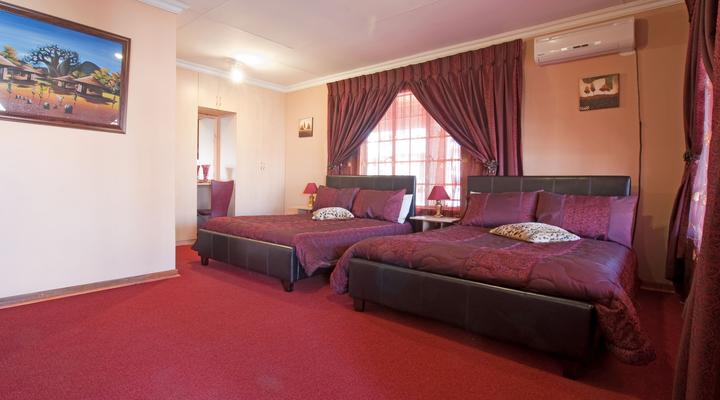 Sarabi Country Lodge and Guest House