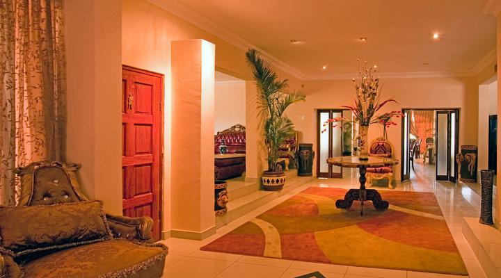 Sarabi Country Lodge and Guest House