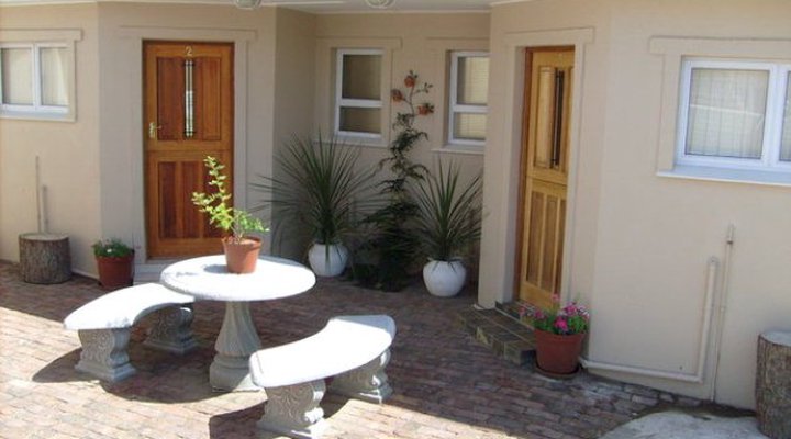Eliana Self-catering Accommodation