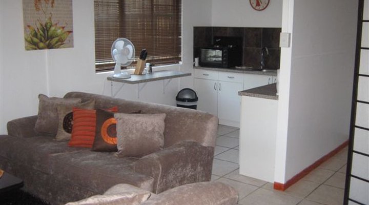 Africa Whispers Country House