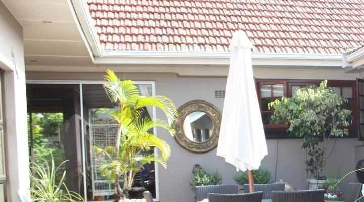 At Eezze Self-catering Nahoon