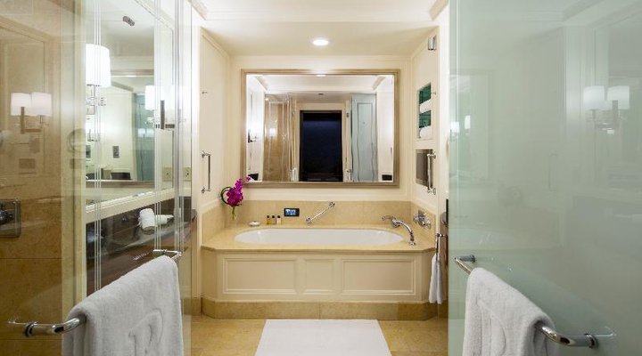 The Peninsula Chicago