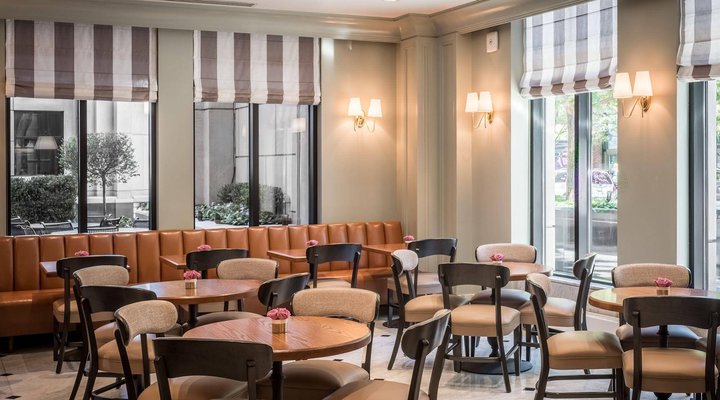 Waldorf Astoria Chicago