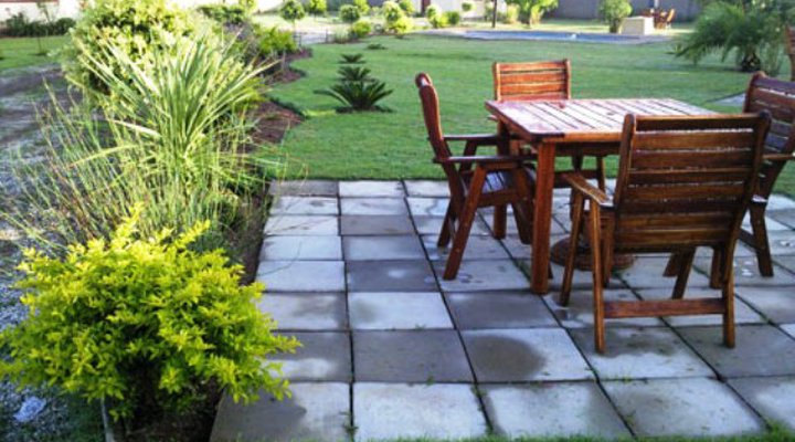 Maitishong Guest House