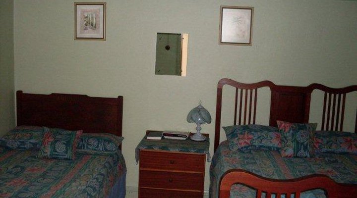 Central Garage Guest House