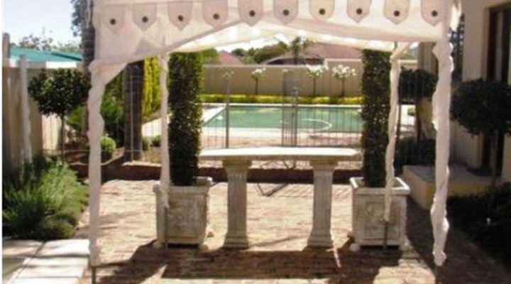 Palm Court Bed & Breakfast